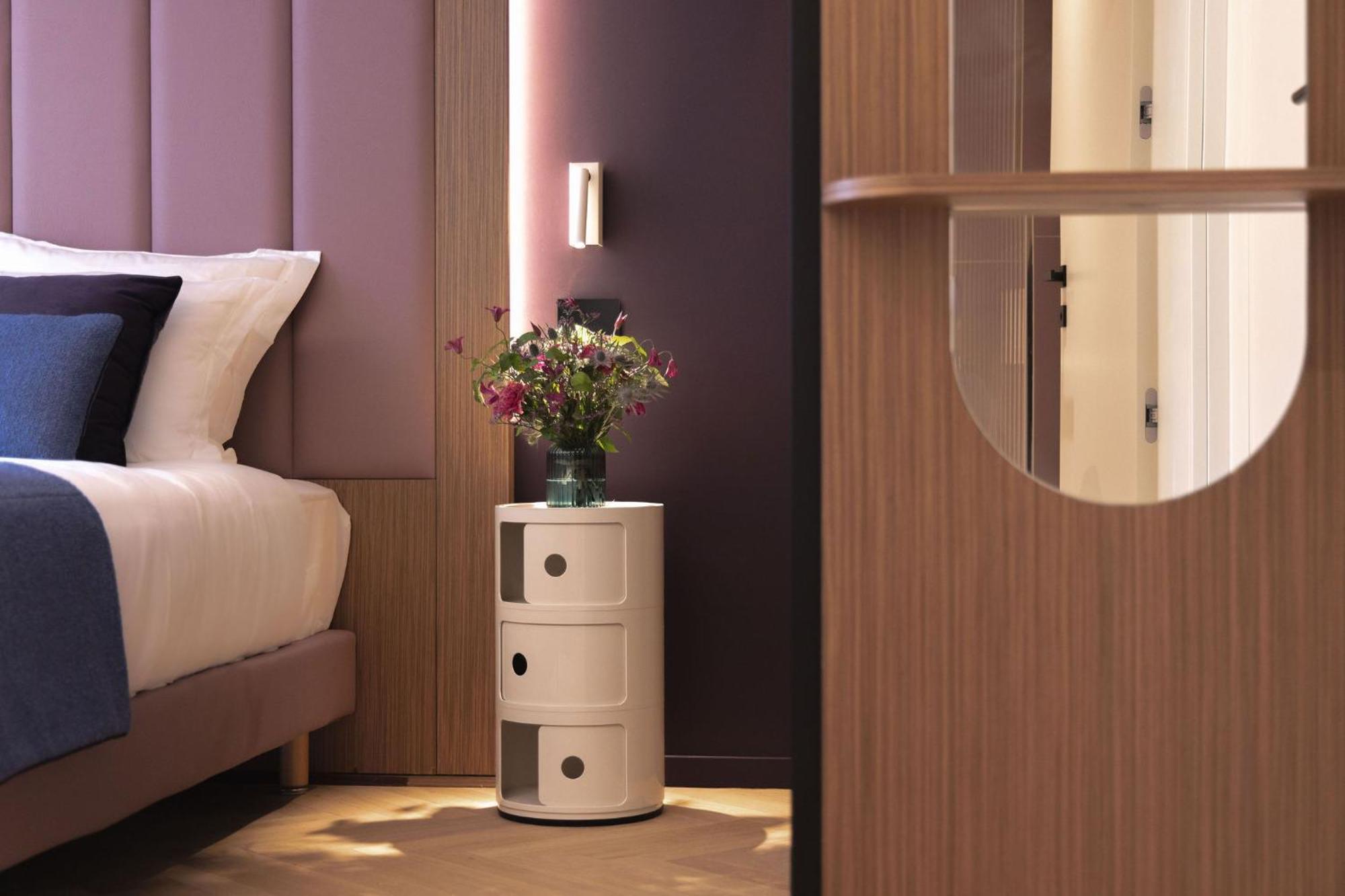 1.75 La Source Hotel Parijs